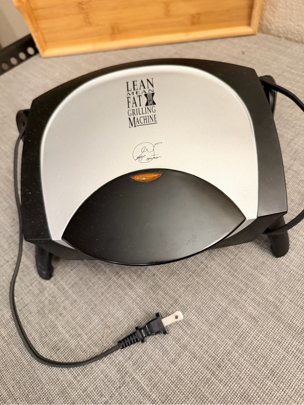 George Foreman Lean Mean Fat Reducing Grilling Machine - GR7 pre-owned, clean